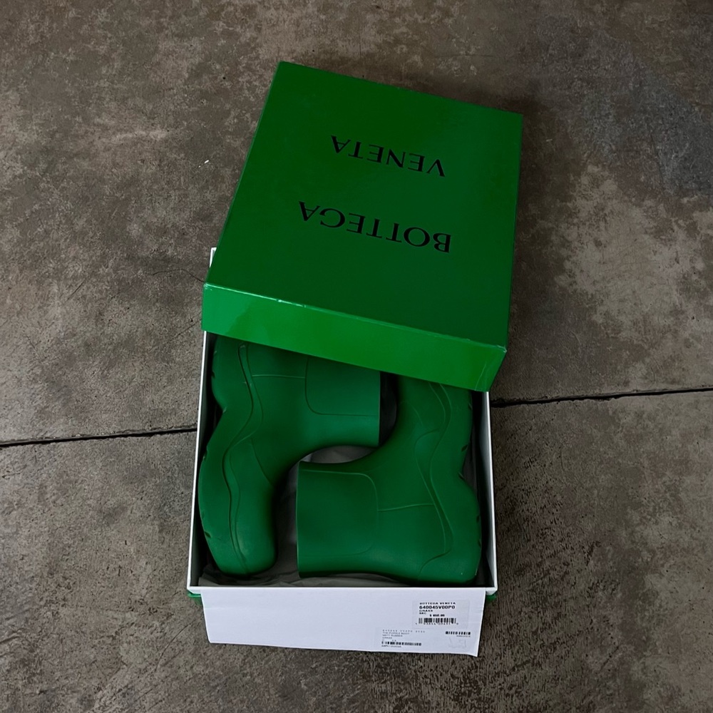 Bottega Veneta boots š„ - Picture 2 of 6